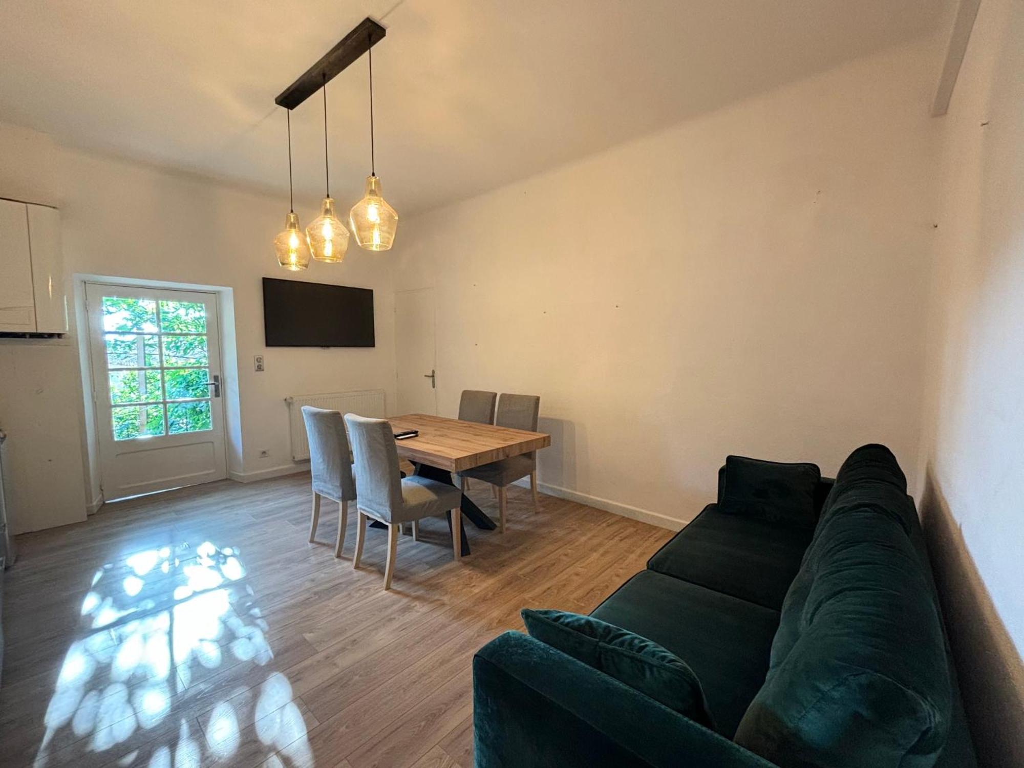 Appartement Eygalieres Avec Petit Jardin Eksteriør bilde